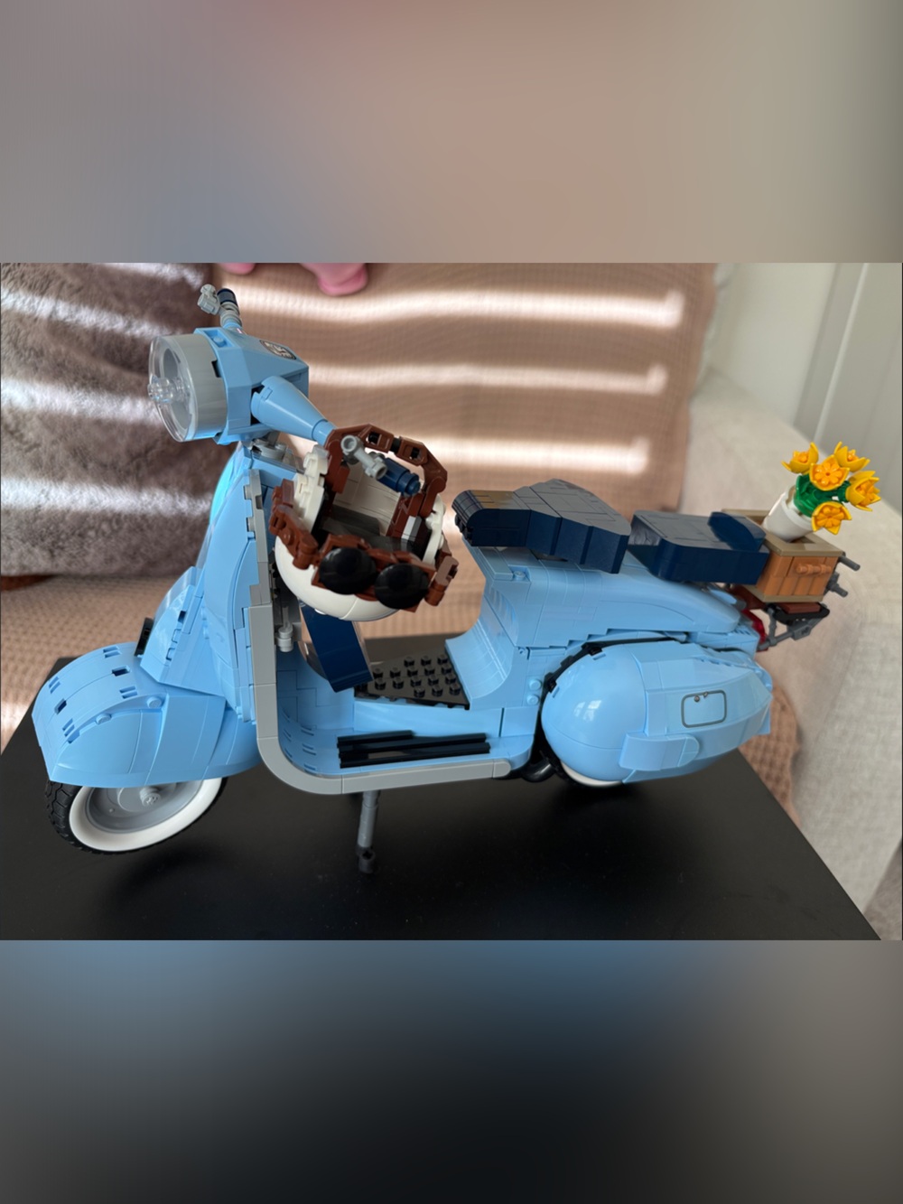 Lego Icon Vespa 125 assembled
